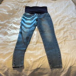 Maternity jeans skinny style